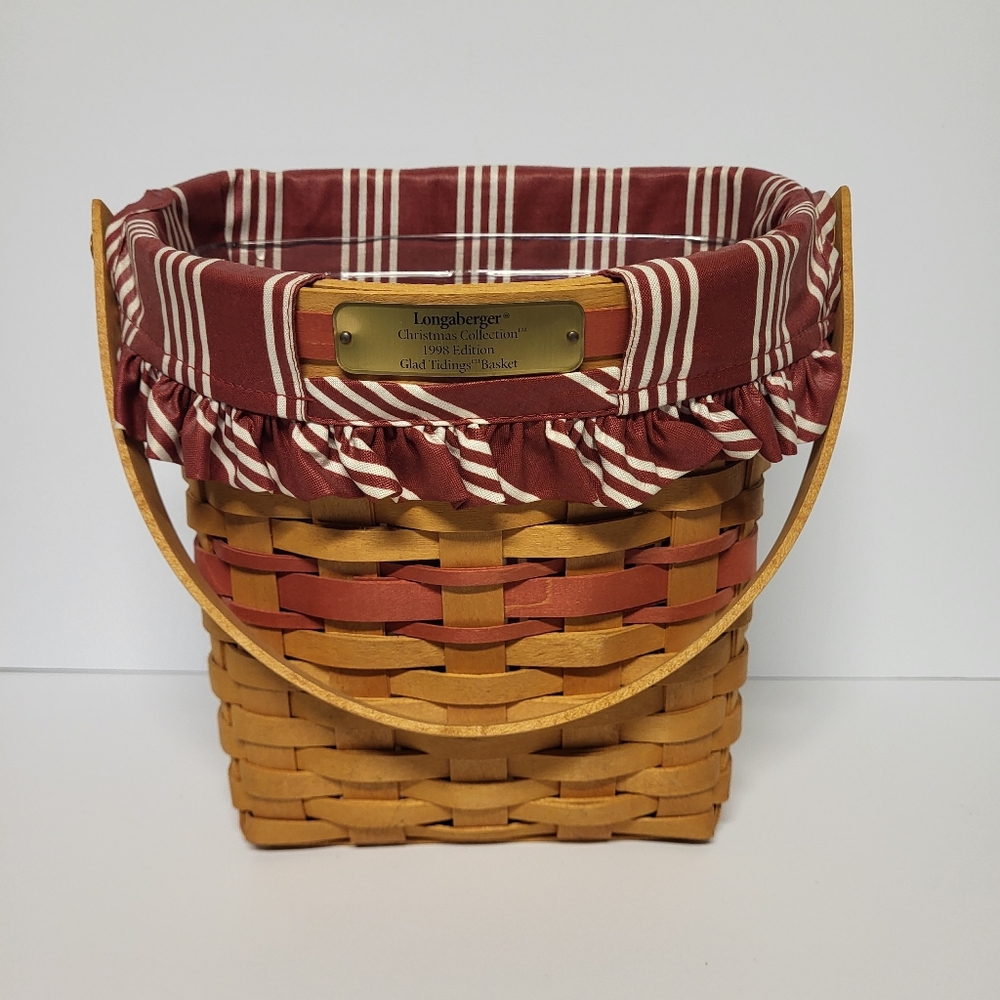 Longaberger 1998 Glad Tidings Christmas Basket With Liner and Insert